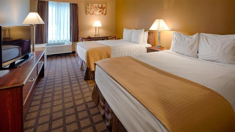 Best Western Plaza Hotel Saugatuck Exterior photo