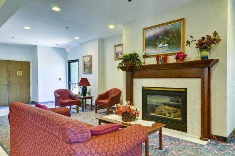 Best Western Plaza Hotel Saugatuck Exterior photo